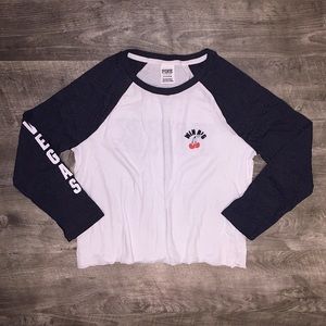PRICE DROP🆕VS PINK Cropped Baseball Tee🍒